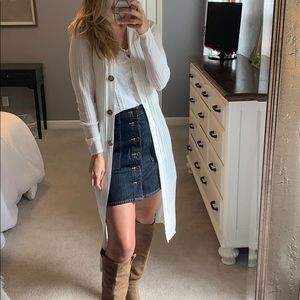 Lucky Brand Button Up Dark Denim Skirt. Size 4/27